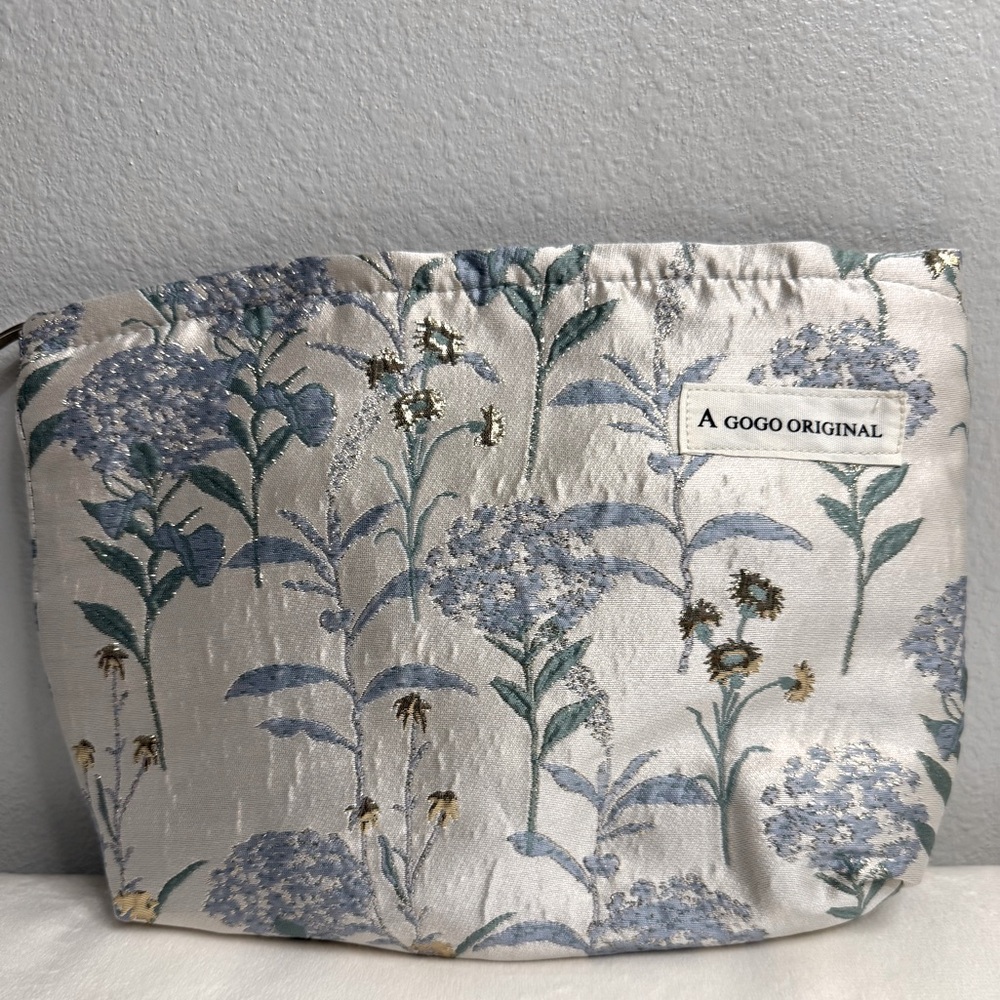 Makeup,Cosmetic Blue/silver Canvas Toiletry Bag  Organizer Travel accessories